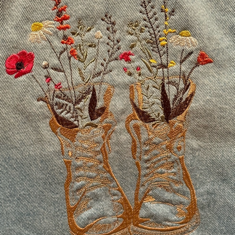 Boho Embroidered Jean Jacket Vintage Wash Floral Boots Back Western Cottagecore - Picture 4 of 9
